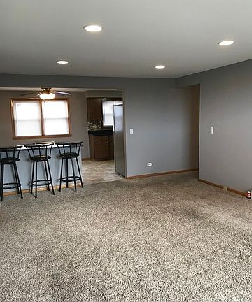 4th image of 4147 N Kedvale Ave APT 2C