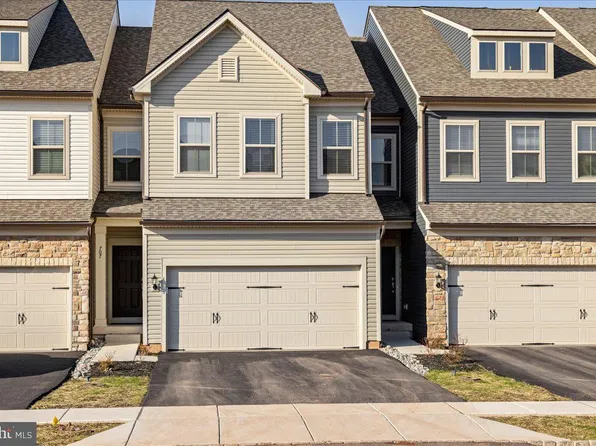 707 Finlay Dr, Souderton, PA 18964