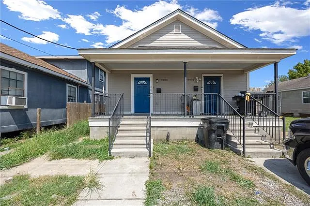 2443 N Miro St — Photo 2