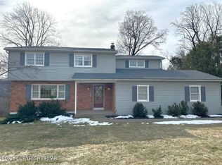 348 Wedgewood Dr, Easton, PA 18045