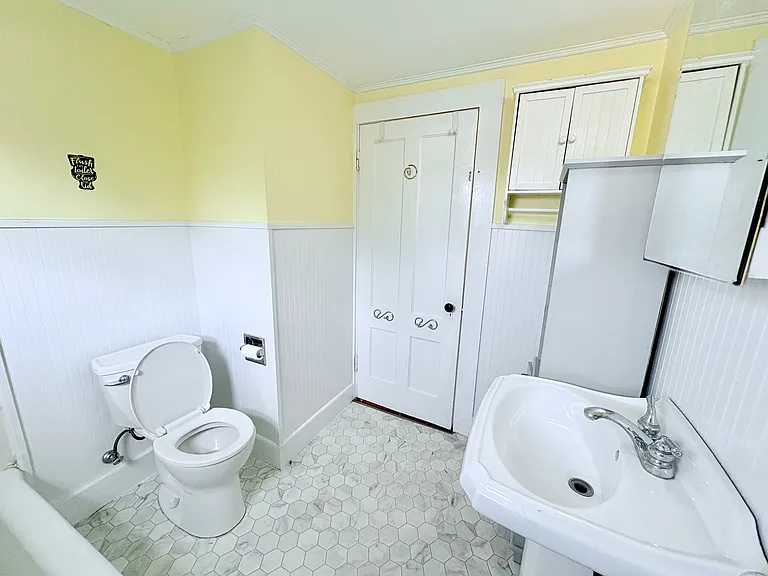 883 Union St #3 — Photo 2