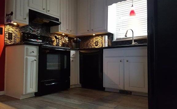3rd image of 5020 Southgate Dr