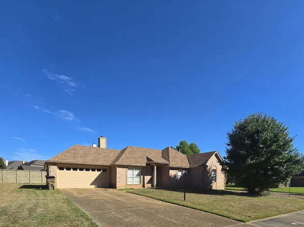4826 Callaway Hills Dr, Memphis, TN 38125