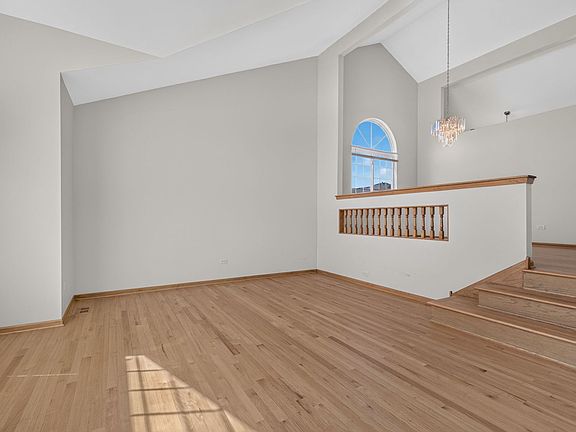 3rd image of 18020 Charlotte Dr