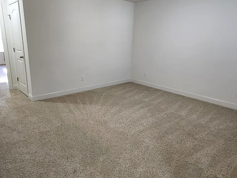 1607 Cary Reserve Dr — Photo 24