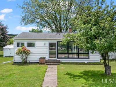 803 E Margaret St, Iron Mountain, MI, 49801