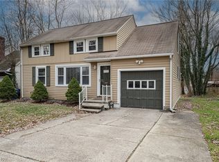 292 Meriden Rd, Painesville, OH 44077