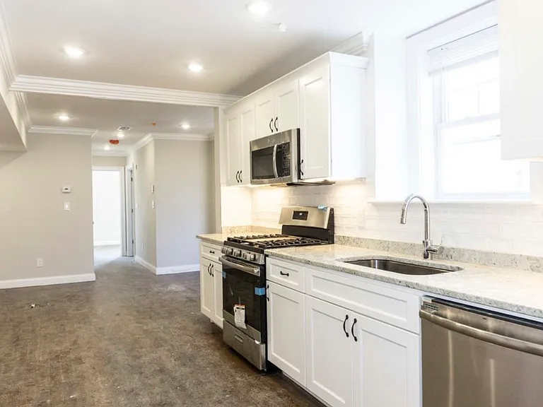 36 Monmouth St #1 — Photo 1
