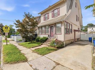 22 Prospect St, Bloomfield, NJ 07003