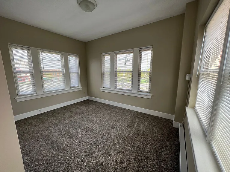 Historic Worthington Manor Apartments — Photo 33