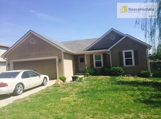 1603 Clear Creek Dr, Kearney, MO 64060