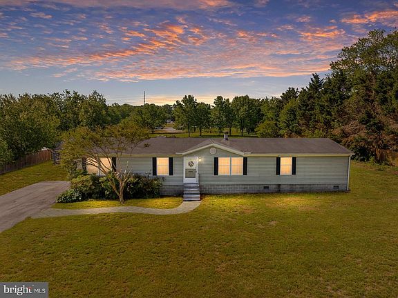 2nd image of 29044 Log Cabin Hill Rd