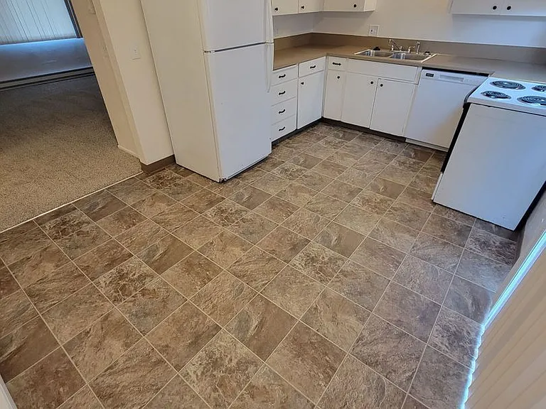 3879 Iberis St NE — Photo 7