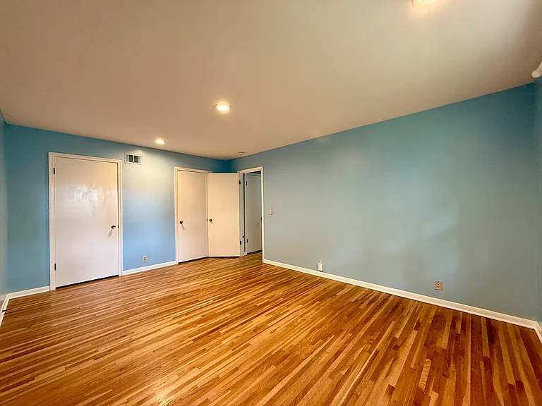 9325 Pauline St — Photo 52