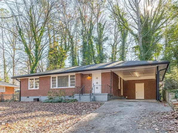 693 Brookwood Dr, Forest Park, GA 30297
