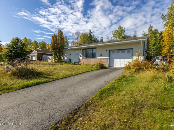 697 Sycamore Cir, Kenai, AK 99611
