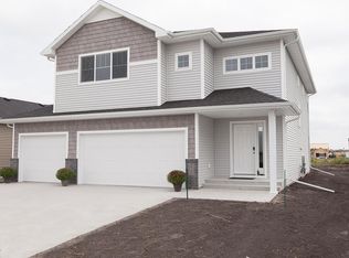 6775 28th St S, Fargo, ND