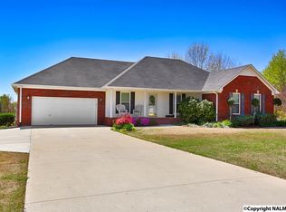 124 Hazelcrest Rd, Hazel Green, AL 35750
