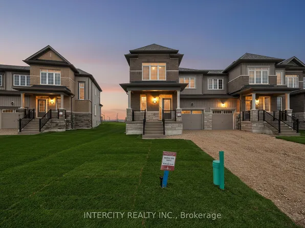 11 Avalon Dr, Wasaga Beach, ON L9R 0M2