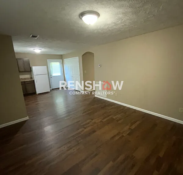 1838 Curry St — Photo 5