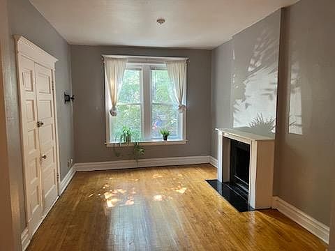 2nd image of 1254 N Maplewood Ave APT 1