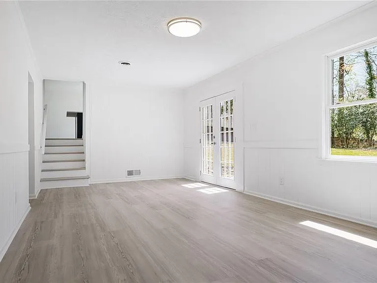 5360 Tall Oak Dr — Photo 13