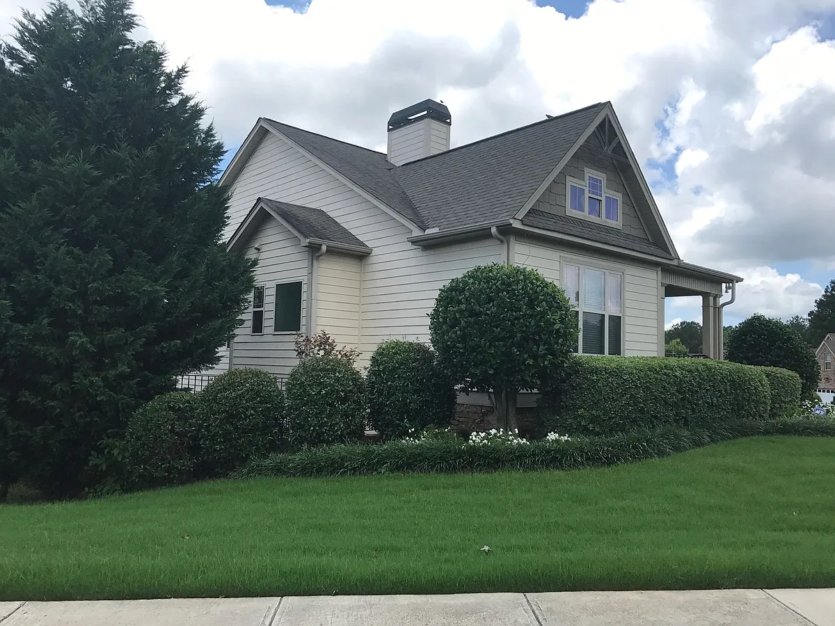 Building Photo - 263 Solamere Ln