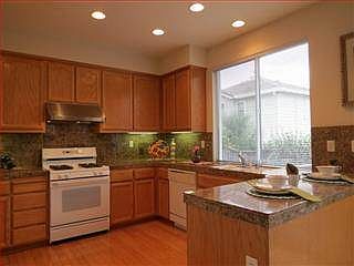 2nd image of 890 Windsor Hills Cir