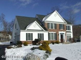 217 Bluestone Ave, Mountain Top, PA 18707