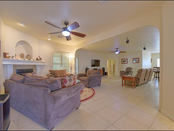 2nd image of 3229 Serendipity St