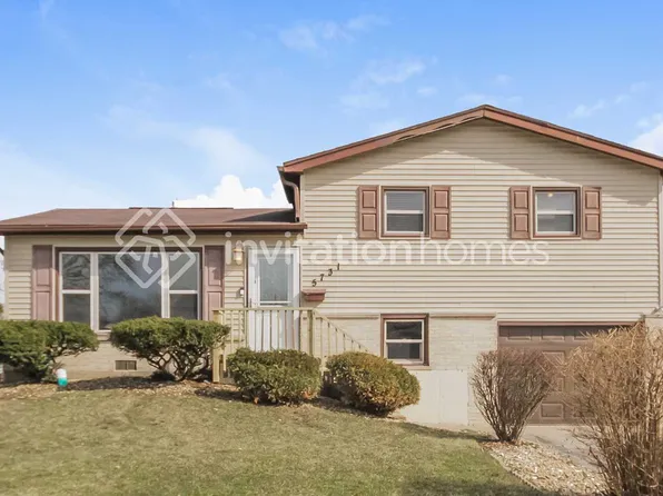 5731 Lancaster Dr, Oak Forest, IL 60452