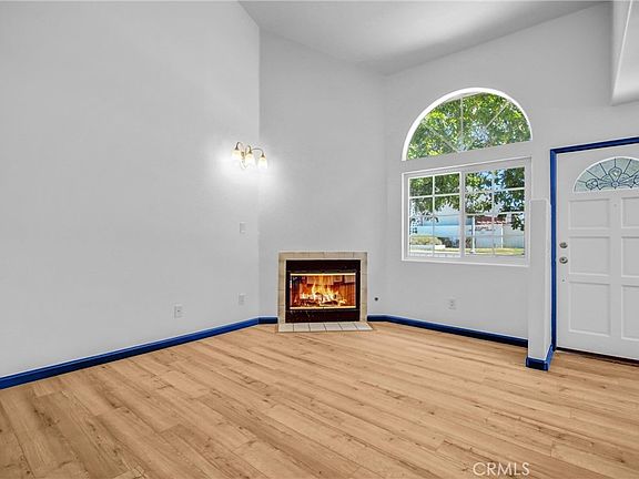 5th image of 217 E Commonwealth Ave APT F