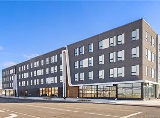 540 New Park Ave #213, West Hartford, CT 06110