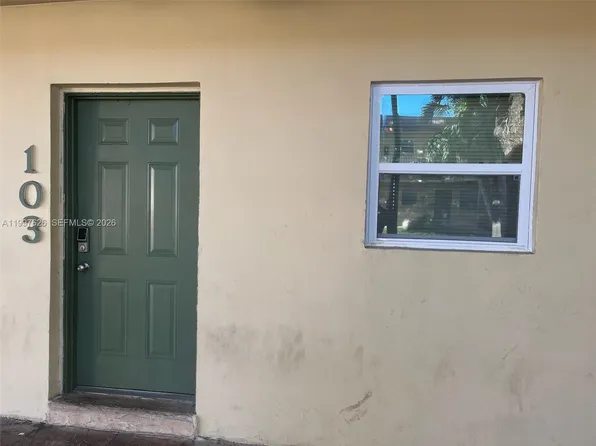 4800 NW 24th Ct APT D103, Lauderdale Lakes, FL 33313
