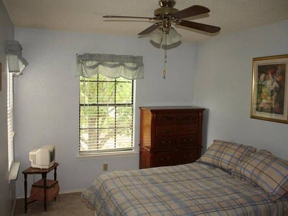 Upstairs guest room