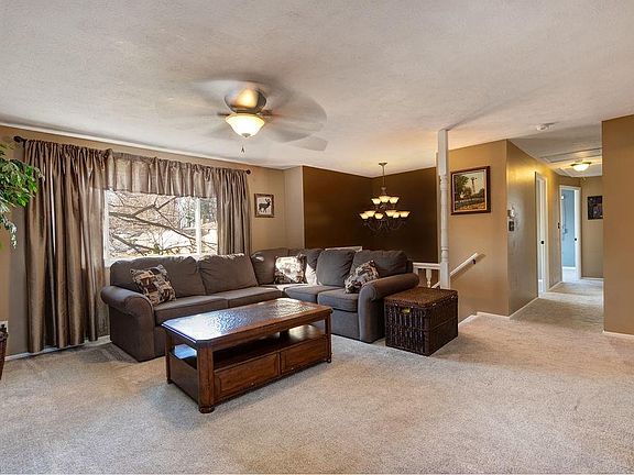 3rd image of 53 South Cir