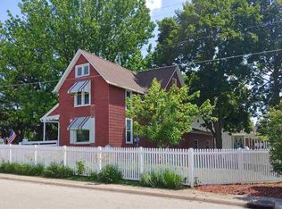 447 Walling Ct, Canton, IL 61520