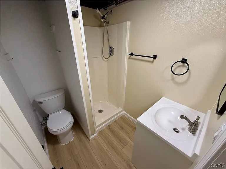 106 Keith Dr — Photo 30