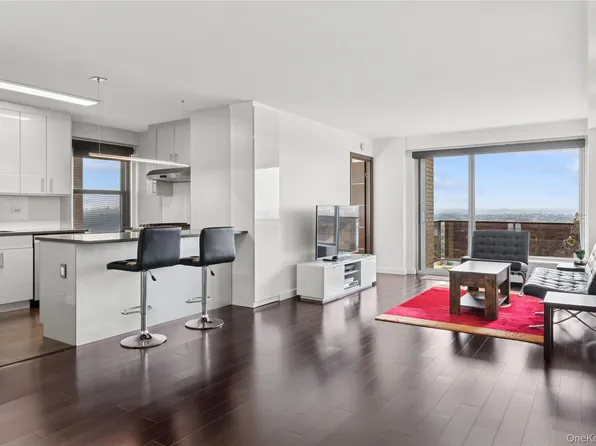 110-11 Queens Boulevard #30E, Forest Hills, NY 11375