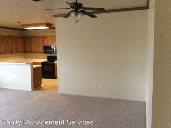 3rd image of 102 Brock Hill Ln