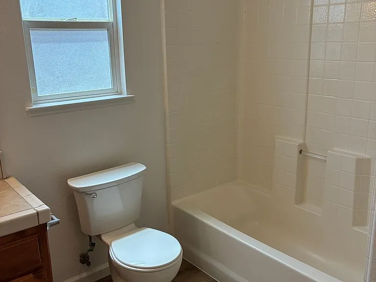 1607 Capitola Ct — Photo 13