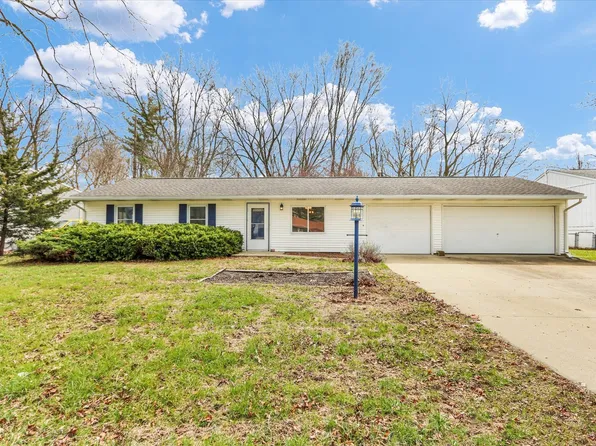 2705 Willowpark Dr, Champaign, IL 61821