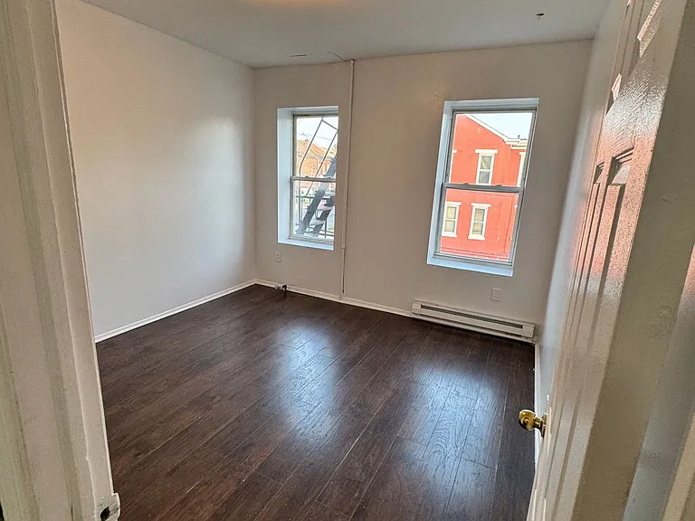 Convenient Corners at South Olden — Photo 16