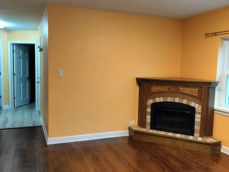 484 Western Ave #2 — Photo 24