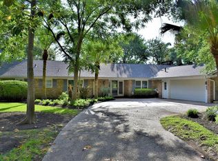 3933 Rau Dr, Dickinson, TX 77539