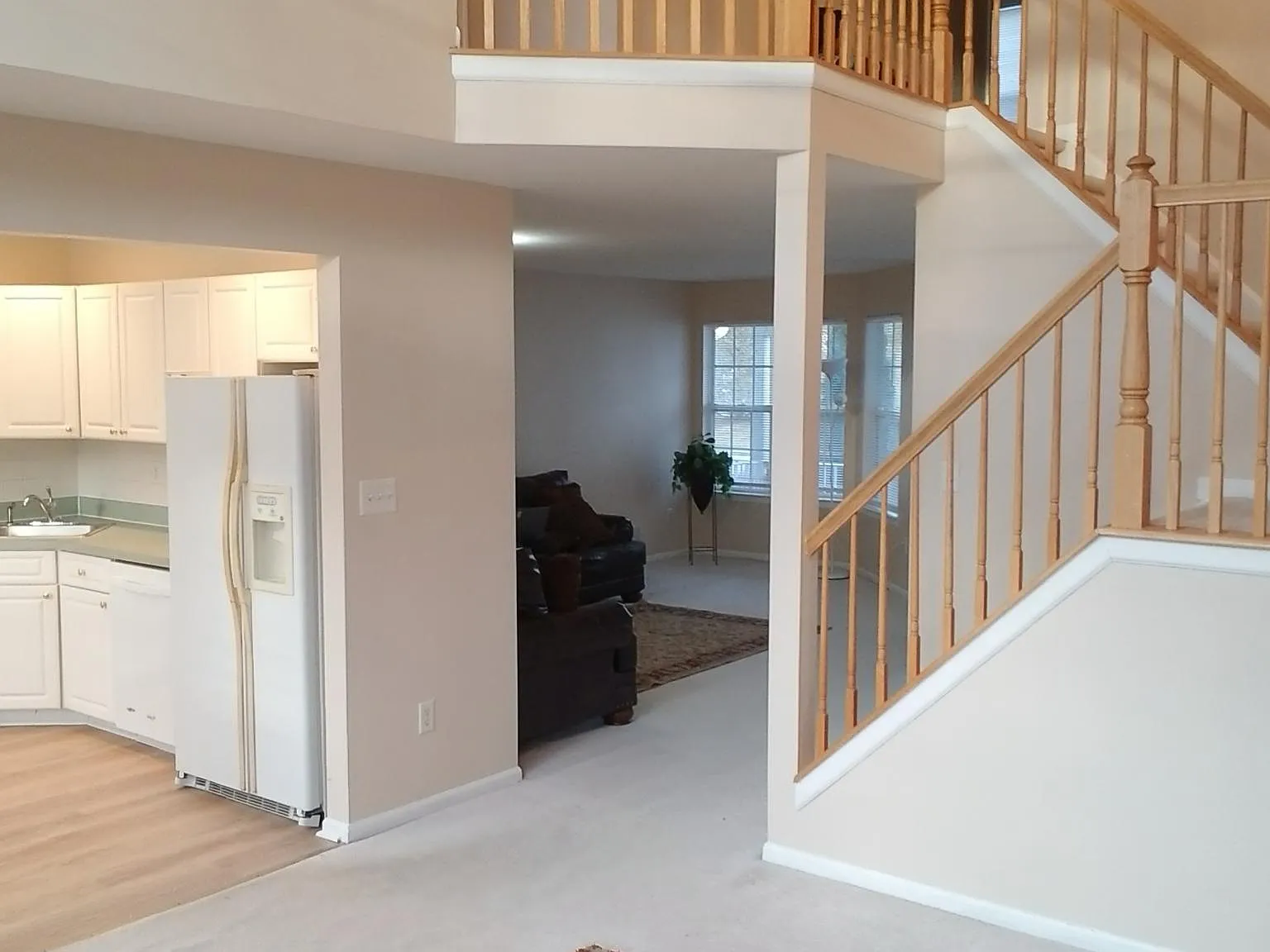 3 bed, 2.5 bath, 1601 sqft, $3,600 — Photo 3