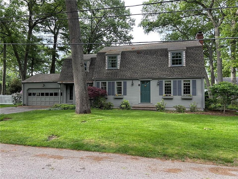 2nd image of 8 Old Chimney Rd