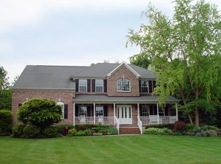 5 Burris Rd, Hillsborough, NJ 08844