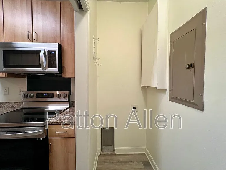 2000 Olde Eastwood Village Blvd #106 — Photo 36