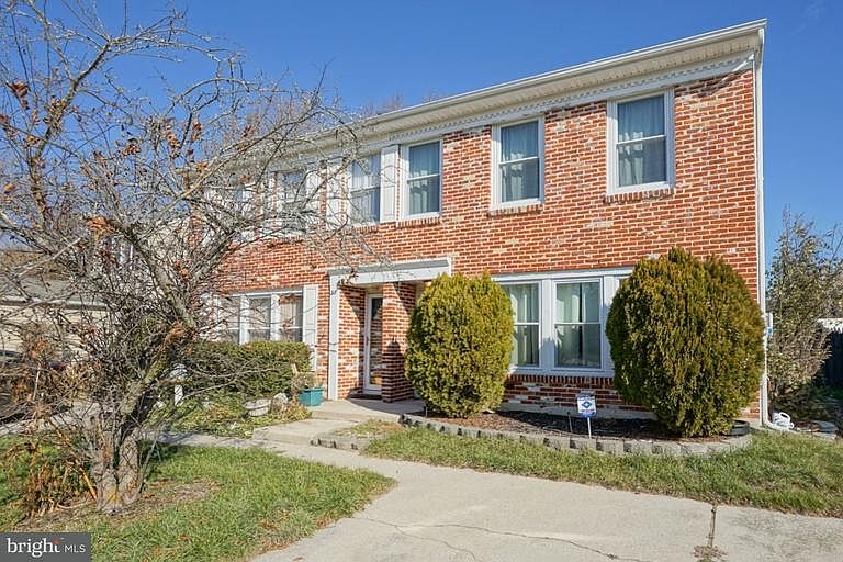 1st image of 32 Canis Ct
